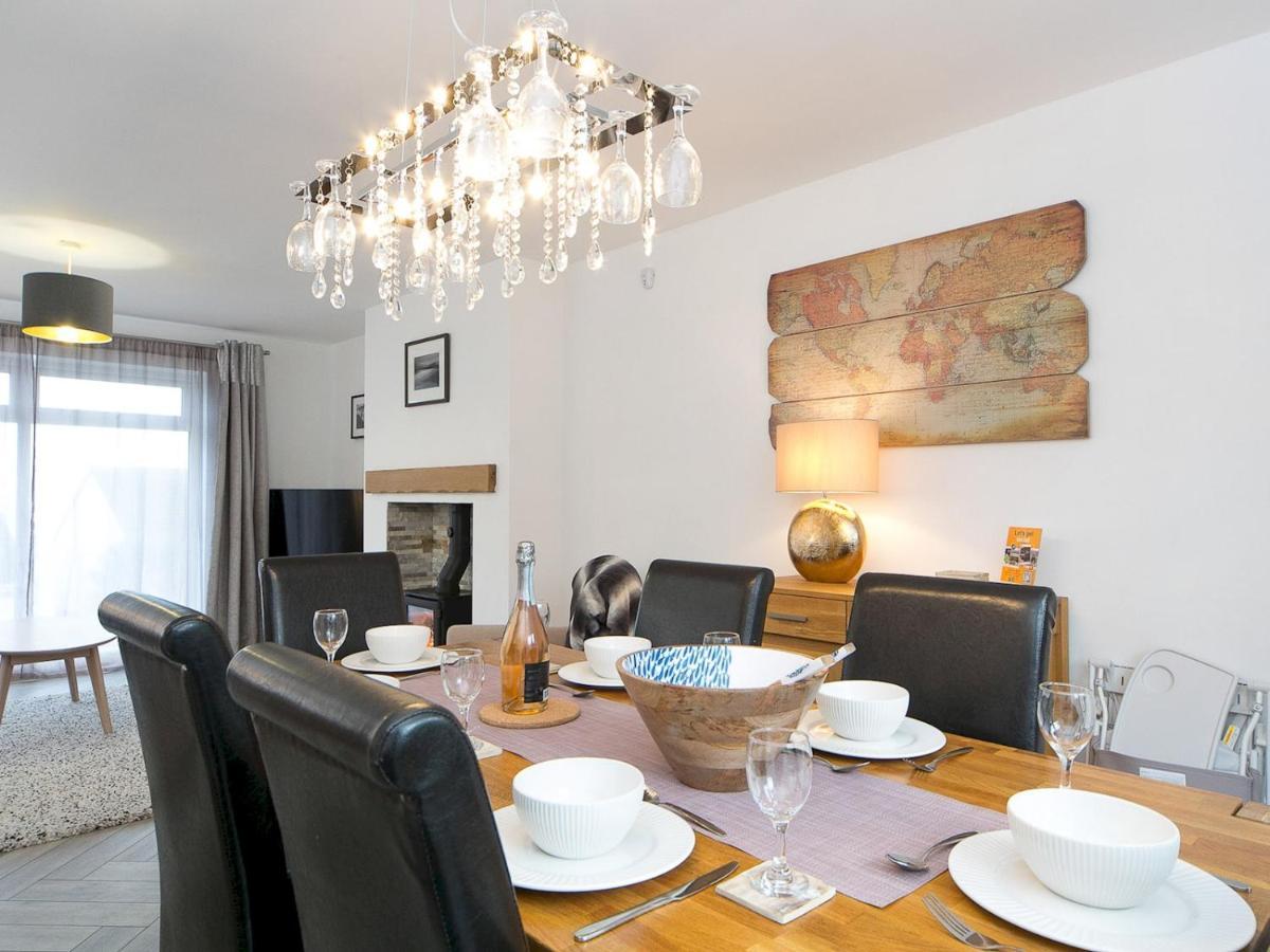 Pass The Keys Modern Coastal Home In Bull Bay Amlwch Экстерьер фото