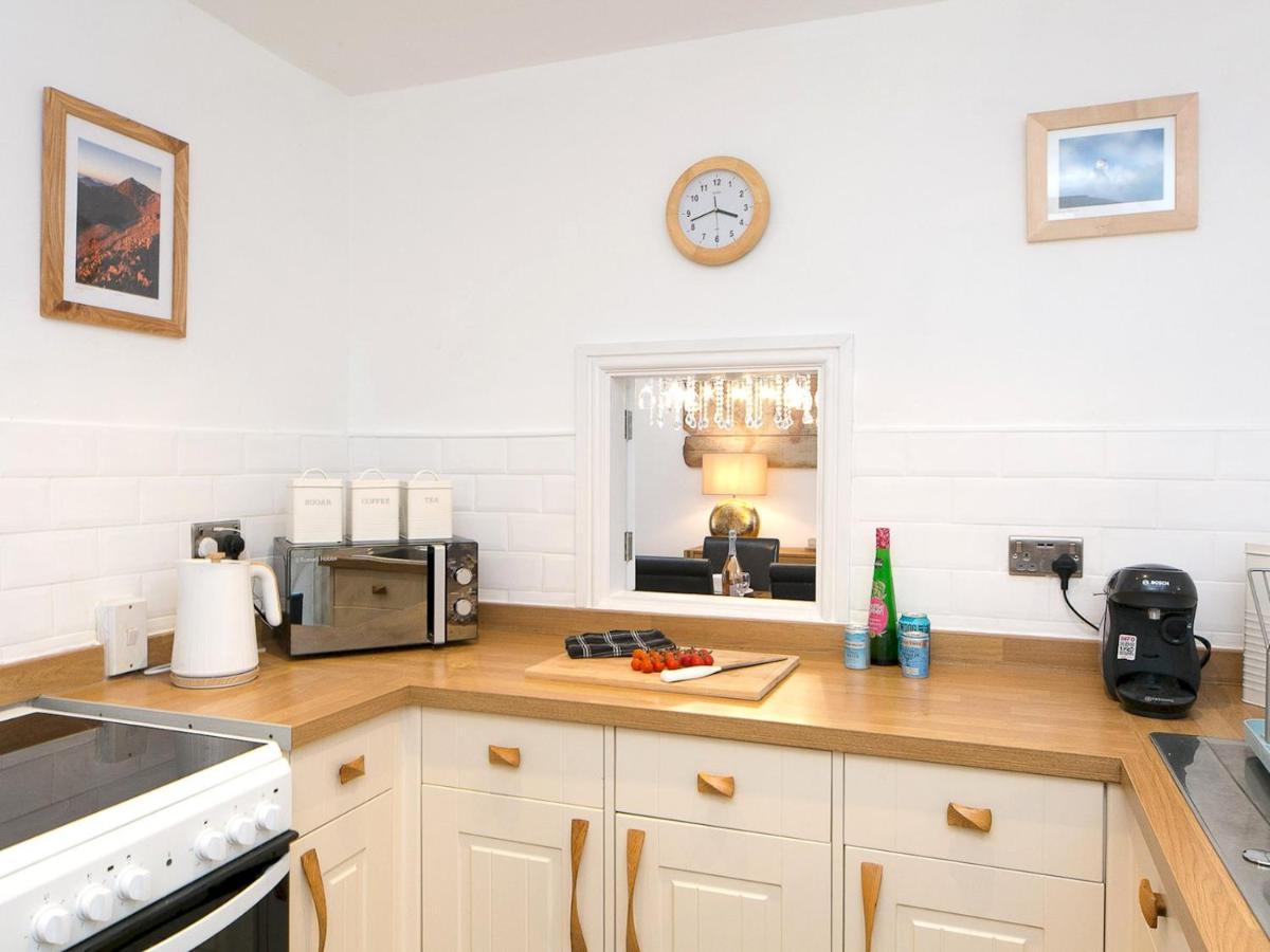 Pass The Keys Modern Coastal Home In Bull Bay Amlwch Экстерьер фото